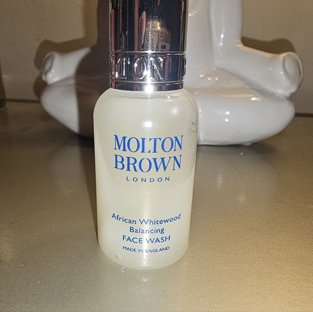 Molton Brown African Whitewood Face Wash